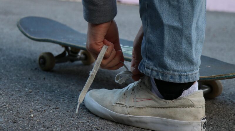skateboard